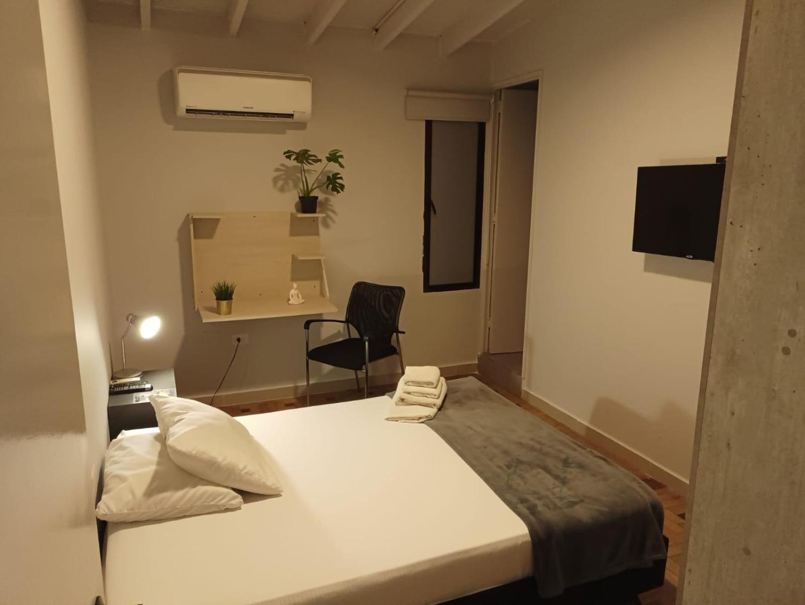 Hotel La Carpita Меделин Екстериор снимка