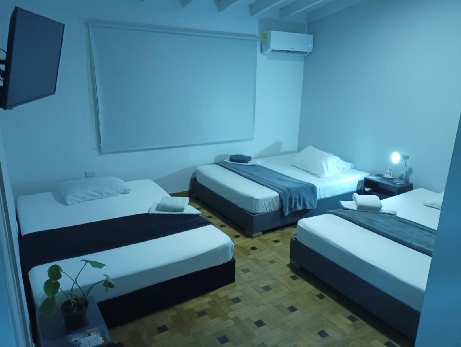 Hotel La Carpita Меделин Екстериор снимка